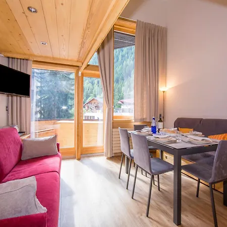 Grand Roc B121 From Slopes 260m, View & Parking - Happy