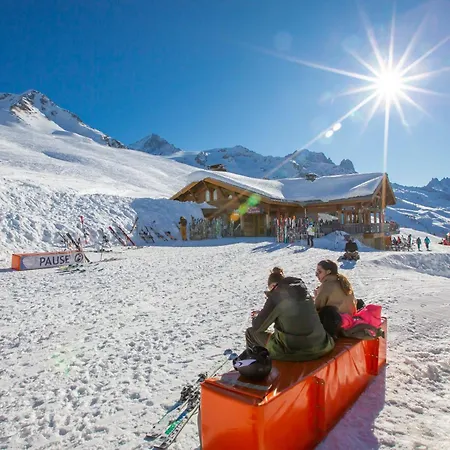 Grand Roc B121 From Slopes 260m, View & Parking - Happy Chamonix
